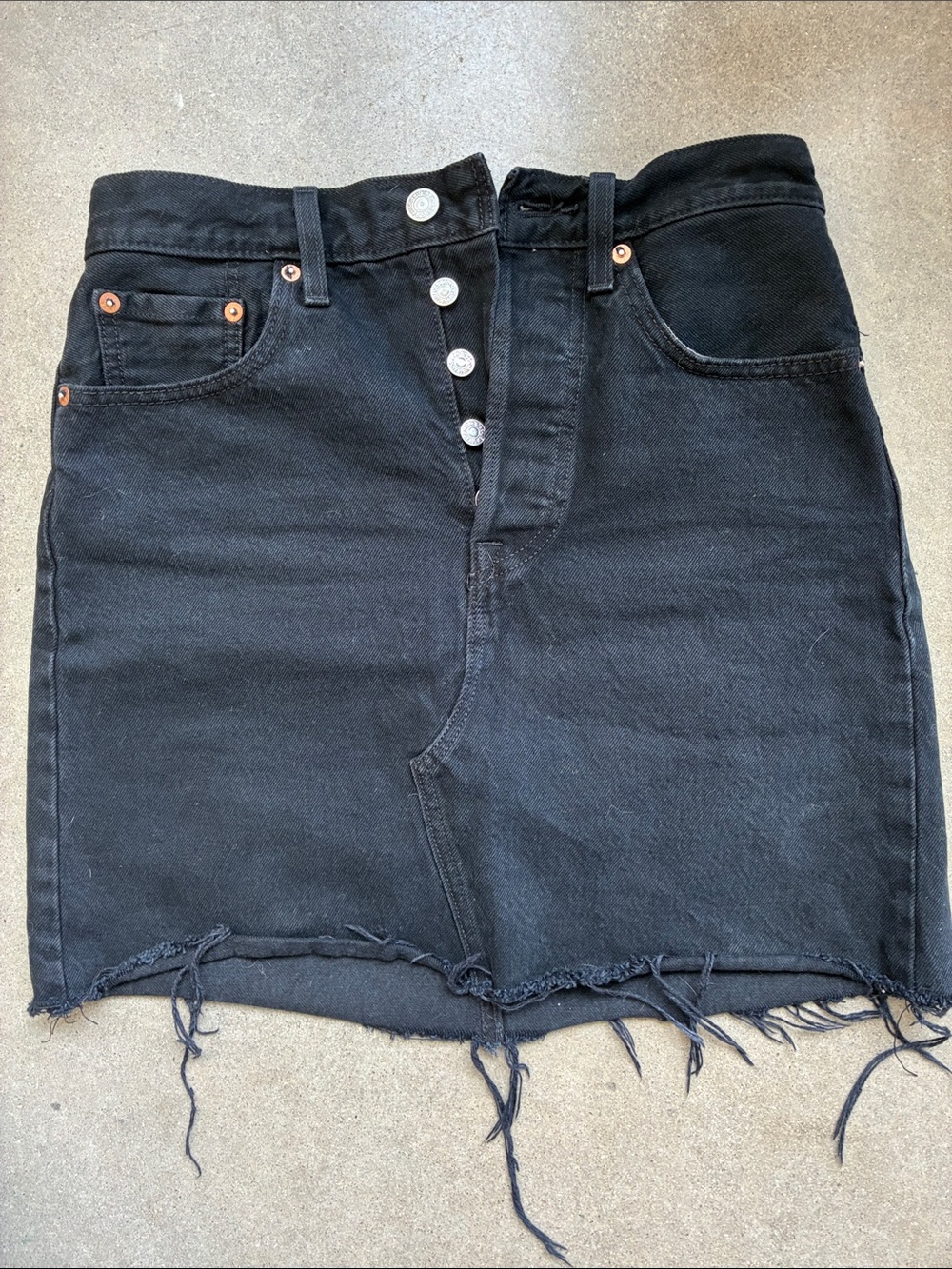 Levi's Black Frayed Hem Denim Skirt